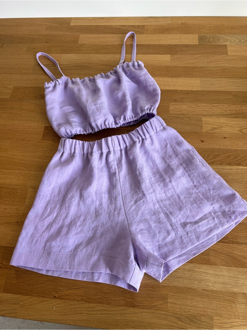 NP DEADSTOCK. 100% LINEN. “The Classic Short”
